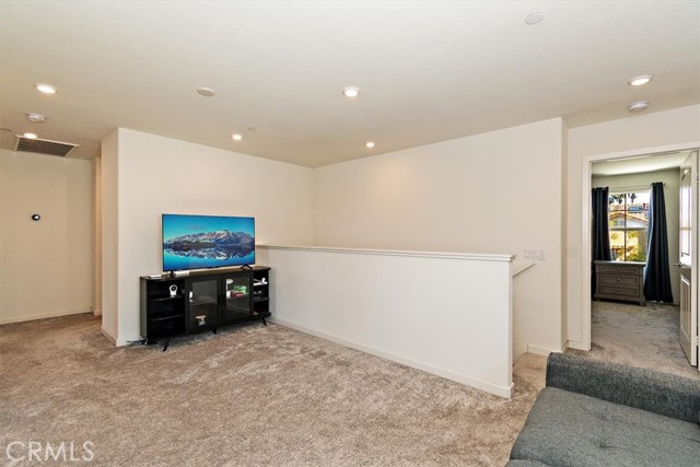 Detail Gallery Image 18 of 35 For 1046 W Buttercup Ln, Rialto,  CA 92376 - 4 Beds | 2/1 Baths