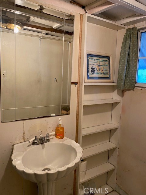 Detail Gallery Image 9 of 15 For 2767 W 1st St #26,  Santa Ana,  CA 92703 - 1 Beds | 1 Baths