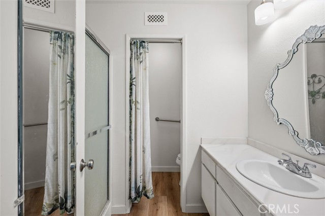 Image 19 of 37 For 4682 Maxwell Court