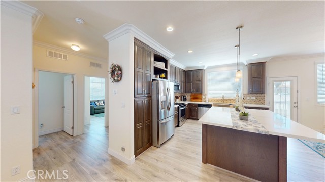 Detail Gallery Image 9 of 33 For 16444 Bolsa Chica St #20,  Huntington Beach,  CA 92649 - 3 Beds | 2 Baths