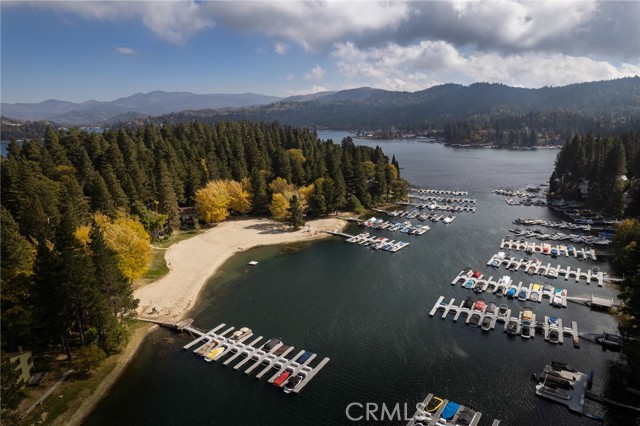 Detail Gallery Image 27 of 35 For 27821 Peninsula Dr #420,  Lake Arrowhead,  CA 92352 - 4 Beds | 3 Baths