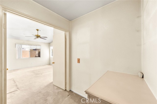 2755 Cambridge Avenue, Hemet CA: https://media.crmls.org/medias/88f7be1d-71f5-4cd2-b306-8d6be4f1bc52.jpg