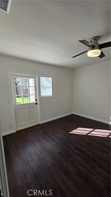 Detail Gallery Image 21 of 27 For 17322 Keswick, Northridge,  CA 91325 - 4 Beds | 2 Baths