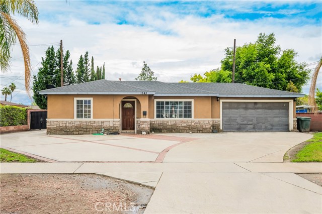 1543 W G St, Ontario, CA 91762