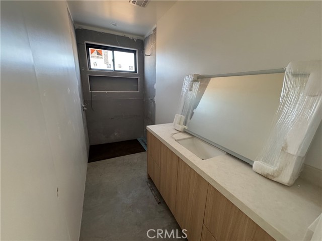 57980 San Andreas, Yucca Valley CA: https://media.crmls.org/medias/88f82546-d08b-426a-8e5b-dce6facb81cd.jpg