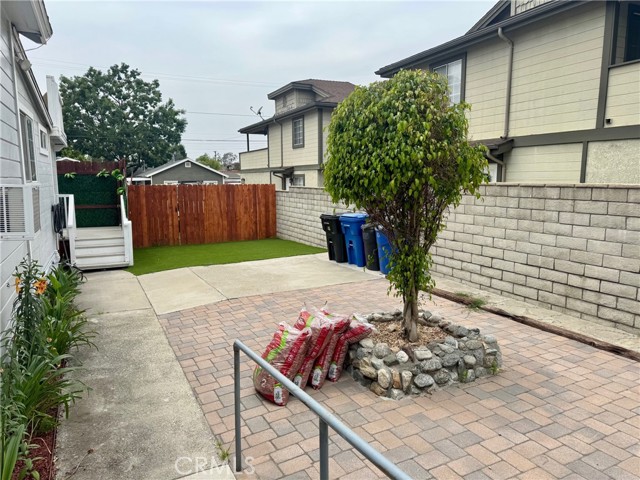 155 S Pennsylvania Avenue, Glendora CA: https://media.crmls.org/medias/88f871f1-d309-4c08-86b1-aae99dcad886.jpg