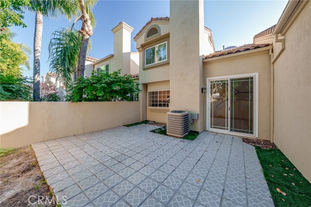 Detail Gallery Image 20 of 35 For 3 Almador, Irvine,  CA 92614 - 2 Beds | 2/1 Baths