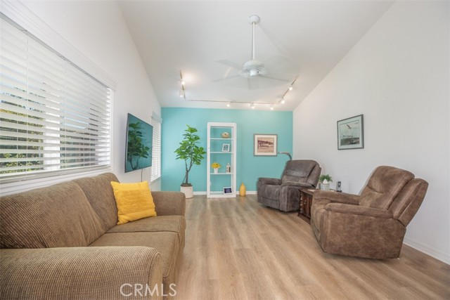 Detail Gallery Image 27 of 40 For 27671 via Granados, Mission Viejo,  CA 92692 - 2 Beds | 2 Baths