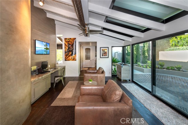 88f96559 E308 4dbc 8a59 3412cd899e76