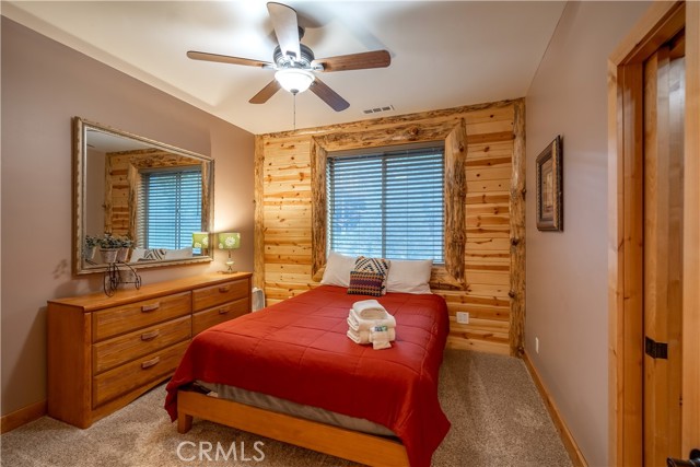 Detail Gallery Image 22 of 44 For 43451 Sheephorn Rd, Big Bear Lake,  CA 92315 - 6 Beds | 4/1 Baths