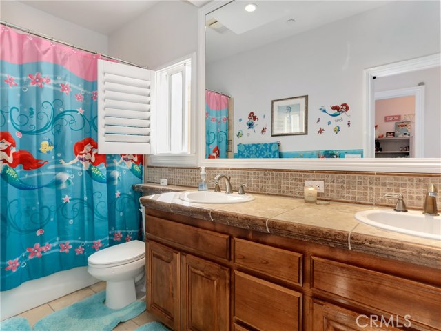 1728 Haynes Lane, Redondo Beach, California 90278, 4 Bedrooms Bedrooms, ,2 BathroomsBathrooms,Residential,Sold,Haynes,SB17237619