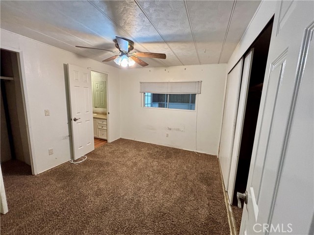 22895 Skylink Drive, Canyon Lake CA: https://media.crmls.org/medias/88fbcf78-576b-4f5e-9155-e5bf9d2e2f77.jpg