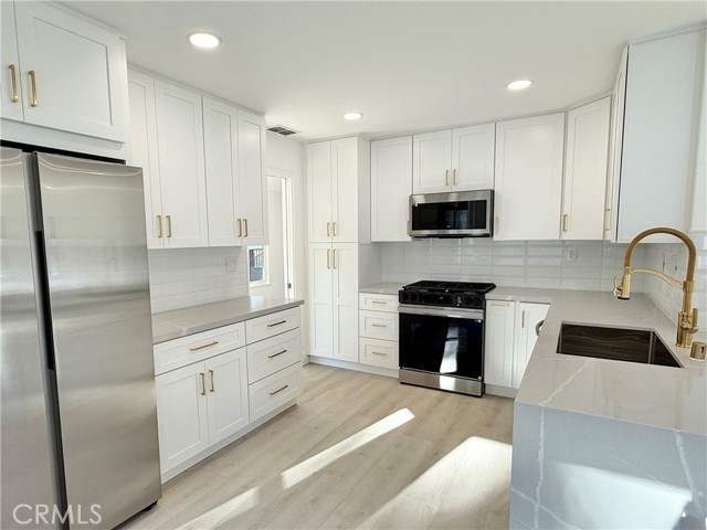 Detail Gallery Image 14 of 52 For 25622 Greenfield, Laguna Niguel,  CA 92677 - 4 Beds | 3 Baths