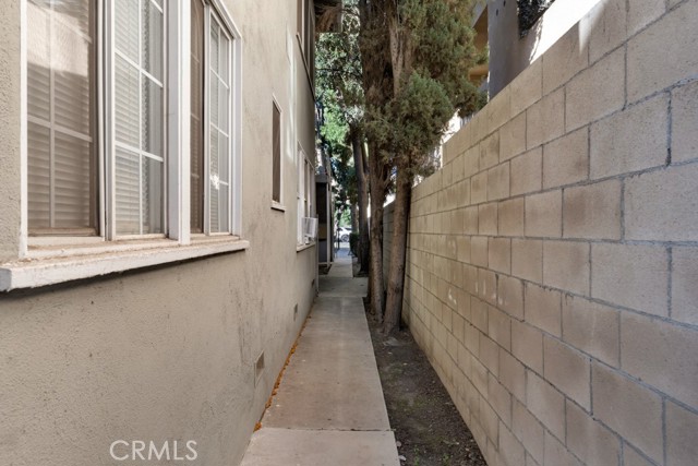 Detail Gallery Image 15 of 28 For 14622 Sylvan, Van Nuys,  CA 91411 - – Beds | – Baths