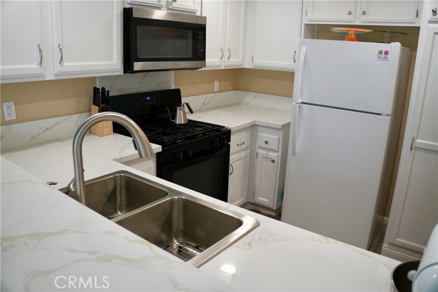 22234 S Vermont S Avenue, Torrance CA: https://media.crmls.org/medias/88fe9d96-7d17-4f2e-97a0-1f35adaf82d7.jpg