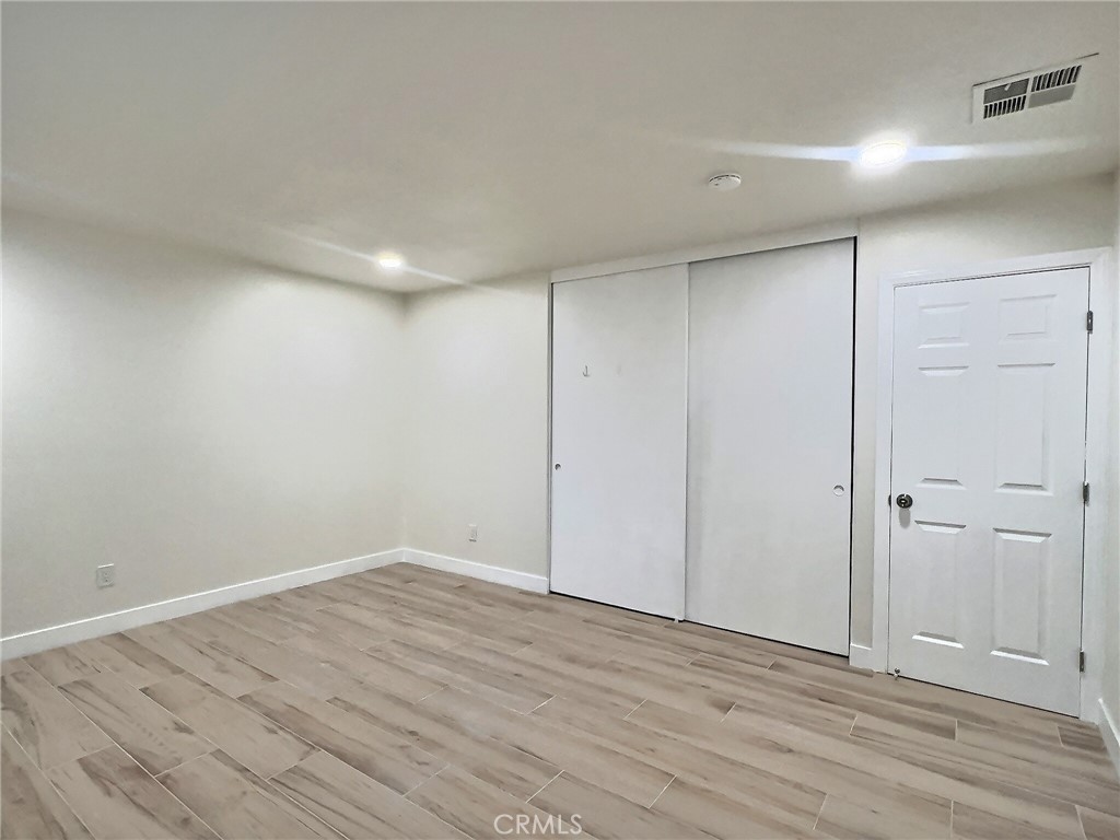 https://media.crmls.org/medias/88fed205-cec0-4931-8753-fc5630a11426.jpg?preset=X-Large