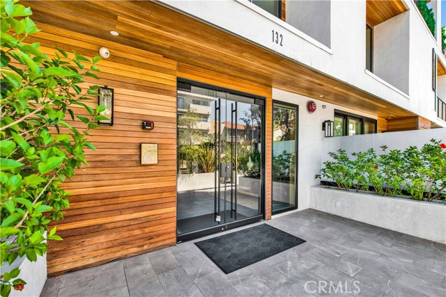 Detail Gallery Image 31 of 35 For 132 N Swall Dr #201,  Los Angeles,  CA 90048 - 2 Beds | 2 Baths