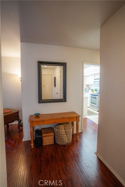 Detail Gallery Image 2 of 29 For 4505 California Ave #210,  Long Beach,  CA 90807 - 2 Beds | 2 Baths
