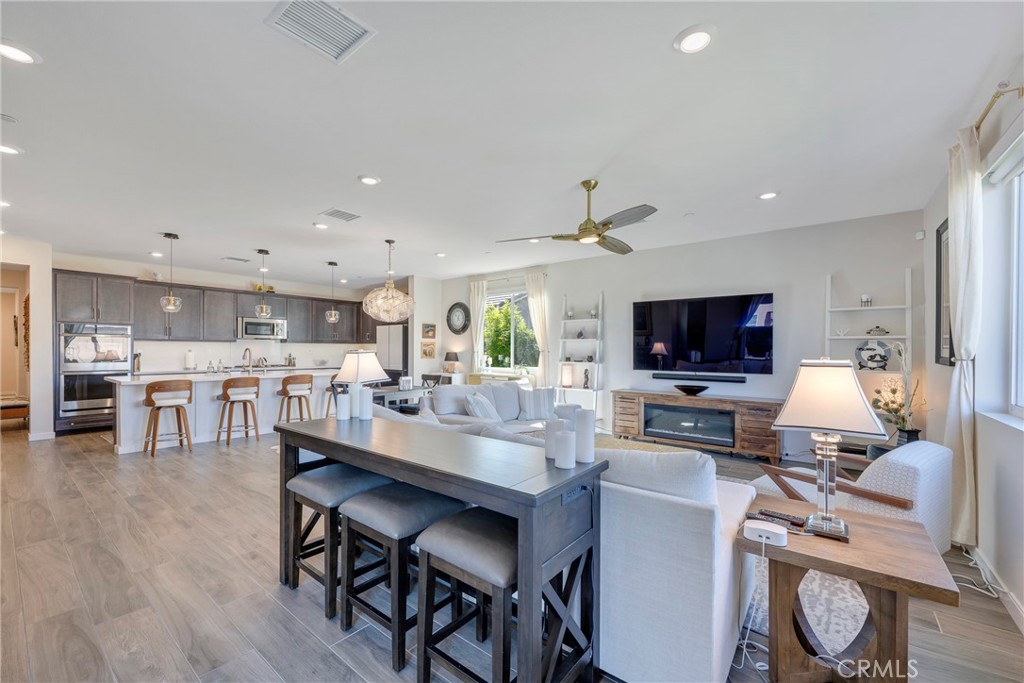 MLS #CV25269321 image #16