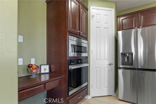 Detail Gallery Image 16 of 40 For 39396 Shree, Temecula,  CA 92591 - 4 Beds | 3/1 Baths