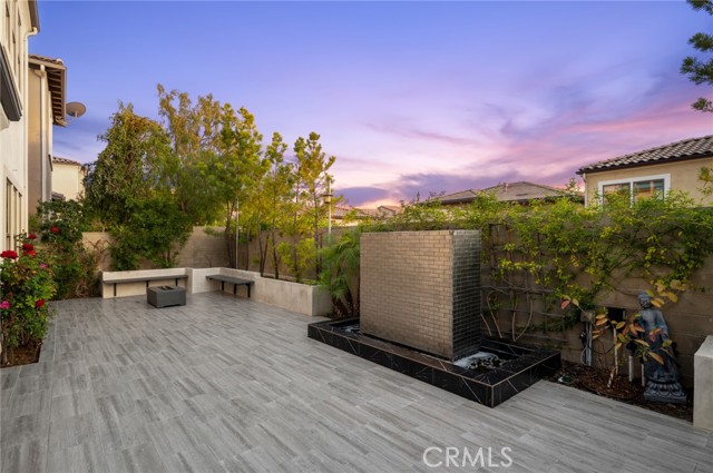 56 Claudius Court, Irvine CA: https://media.crmls.org/medias/89023922-0493-48cc-8c9c-2efe72c994e7.jpg
