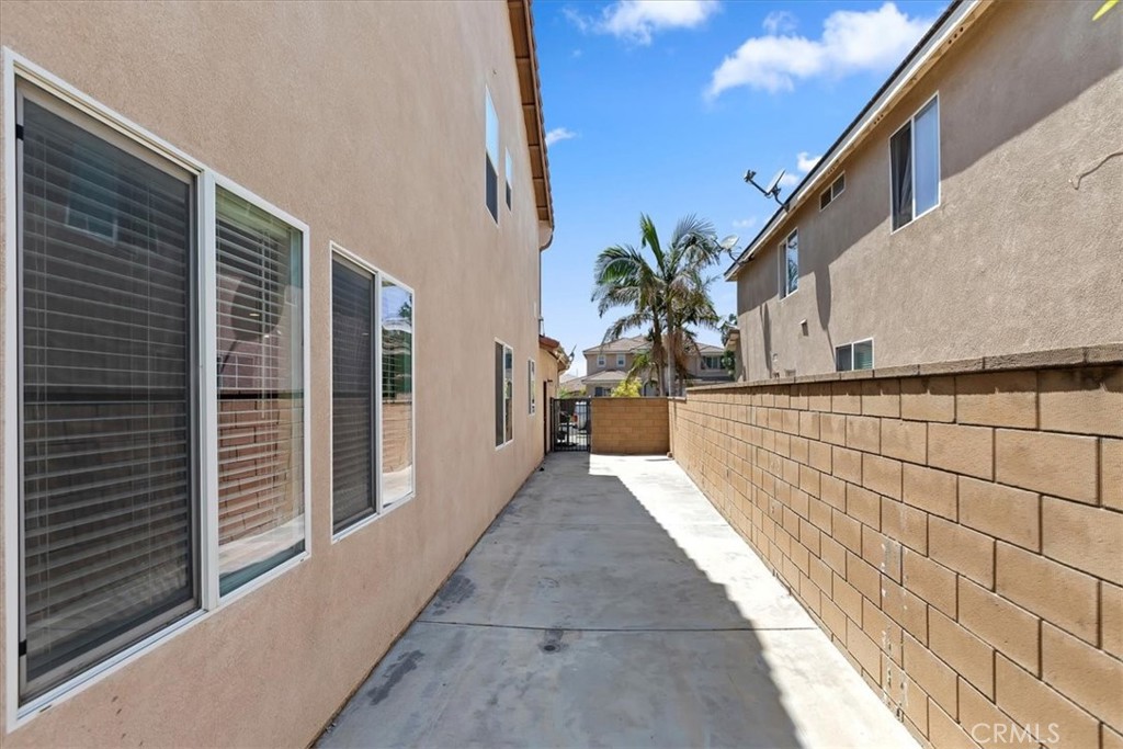 MLS #OC25117971 img 52