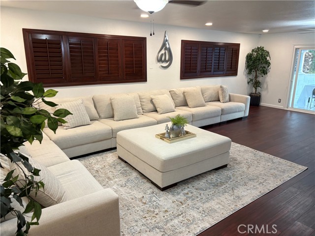 19374 Alcona Street, Rowland Heights CA: https://media.crmls.org/medias/89027db3-bb82-4a8f-a188-1518faa3baf9.jpg
