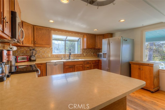 Detail Gallery Image 12 of 32 For 42 Ridgeview Ln, Oroville,  CA 95966 - 3 Beds | 2 Baths