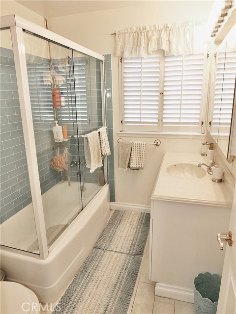 Image 26 of 43 For 6151 Wentworth