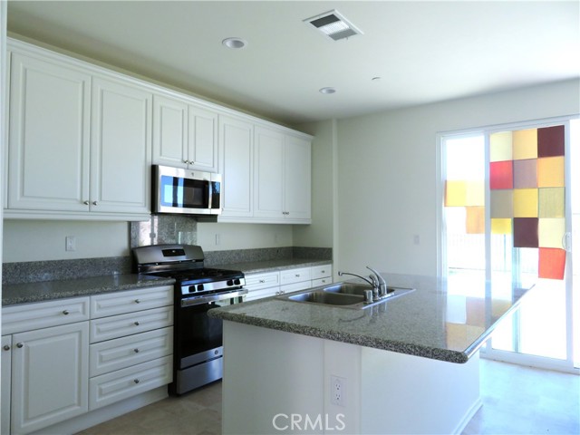 29157 Sunforest, Lake Elsinore CA: https://media.crmls.org/medias/89031858-6858-495a-8049-a7ed647f0996.jpg