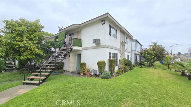 305 Orchid Lane, Pomona CA: https://media.crmls.org/medias/89033ff6-d74d-4b9f-9b1c-ffdb2ff4a9a5.jpg