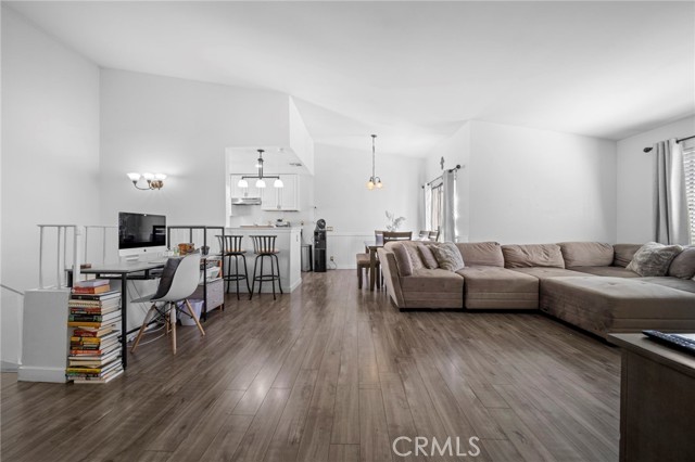 Detail Gallery Image 6 of 23 For 24242 Sylvan Glen Rd #G,  Diamond Bar,  CA 91765 - 2 Beds | 2 Baths