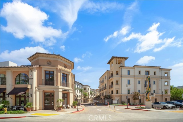 Detail Gallery Image 3 of 35 For 23500 Park Sorrento #D21,  Calabasas,  CA 91302 - 2 Beds | 3 Baths