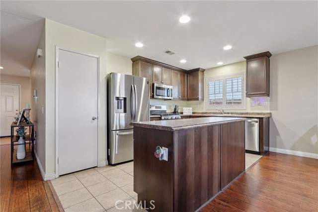 Detail Gallery Image 14 of 34 For 3086 Hawthorne Rd, Perris,  CA 92571 - 3 Beds | 2 Baths