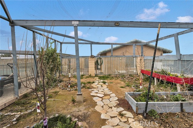 Detail Gallery Image 55 of 75 For 13724 Yuma Rd, Apple Valley,  CA 92307 - 5 Beds | 2/1 Baths