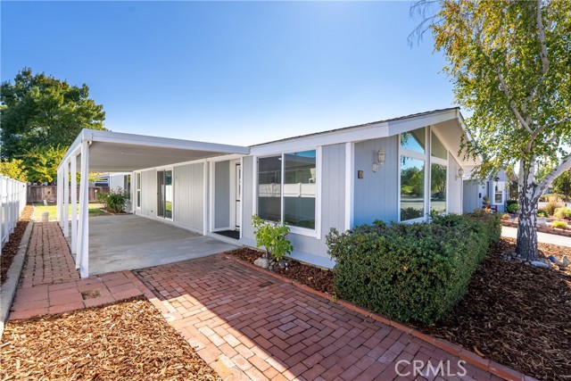 Detail Gallery Image 2 of 58 For 4 Dove Ct, Paso Robles,  CA 93446 - 2 Beds | 2 Baths