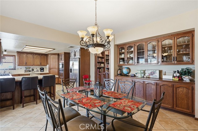 Detail Gallery Image 8 of 47 For 11135 Old Fashion, Riverside,  CA 92503 - 3 Beds | 2/1 Baths