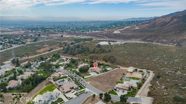 Detail Gallery Image 9 of 62 For 4954 Crestview Pl, Rancho Cucamonga,  CA 91701 - 6 Beds | 4/1 Baths