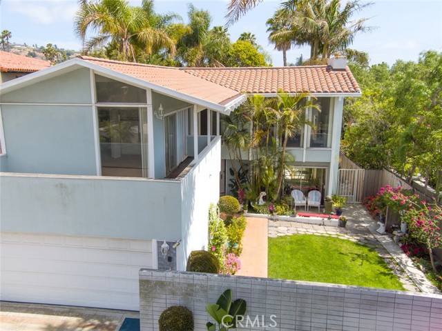 712 Yarmouth Road, Palos Verdes Estates, California 90274, 3 Bedrooms Bedrooms, ,2 BathroomsBathrooms,Residential,Sold,Yarmouth,SB21096002