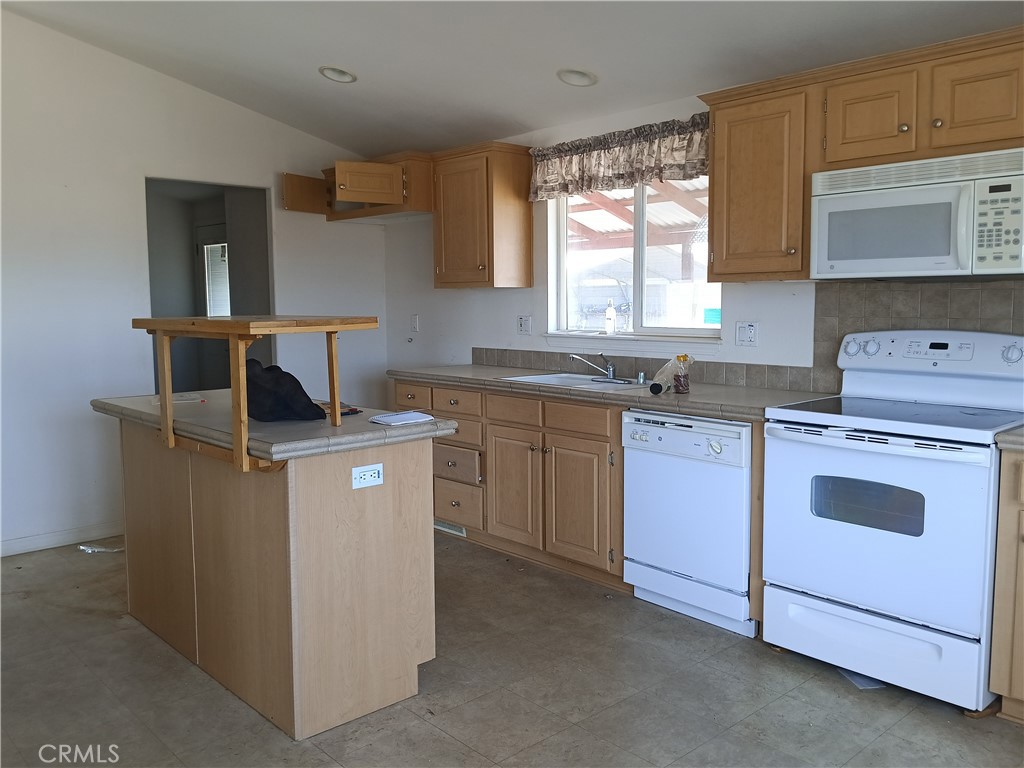 89066363 0Dcf 4277 B8C5 0Fbd6512741C 36724 Indian Wells Road, Hinkley, Ca 92347 &Lt;Span Style='BackgroundColor:transparent;Padding:0Px;'&Gt; &Lt;Small&Gt; &Lt;I&Gt; &Lt;/I&Gt; &Lt;/Small&Gt;&Lt;/Span&Gt;