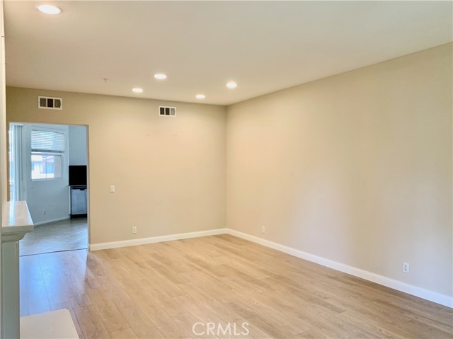 Detail Gallery Image 7 of 24 For 131 Stepping Stone, Irvine,  CA 92603 - 3 Beds | 3 Baths