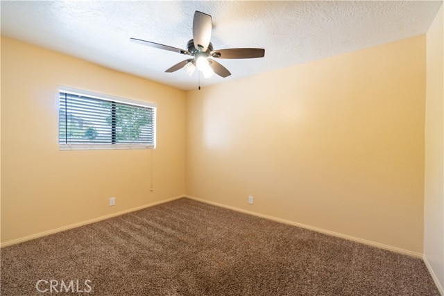 Detail Gallery Image 16 of 31 For 18625 Catalina Rd, Victorville,  CA 92395 - 3 Beds | 2 Baths