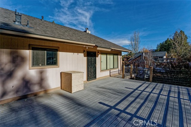 Detail Gallery Image 4 of 47 For 254 Andes Ln, Big Bear Lake,  CA 92315 - 4 Beds | 3 Baths