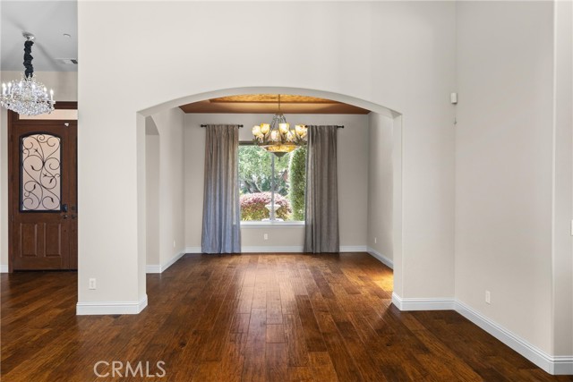 Detail Gallery Image 10 of 39 For 325 Red Oak Way, Arroyo Grande,  CA 93420 - 4 Beds | 4 Baths