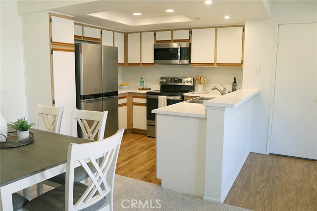 Detail Gallery Image 5 of 16 For 8506 E Baker Hill Road #D,  Orange,  CA 92869 - 1 Beds | 1 Baths