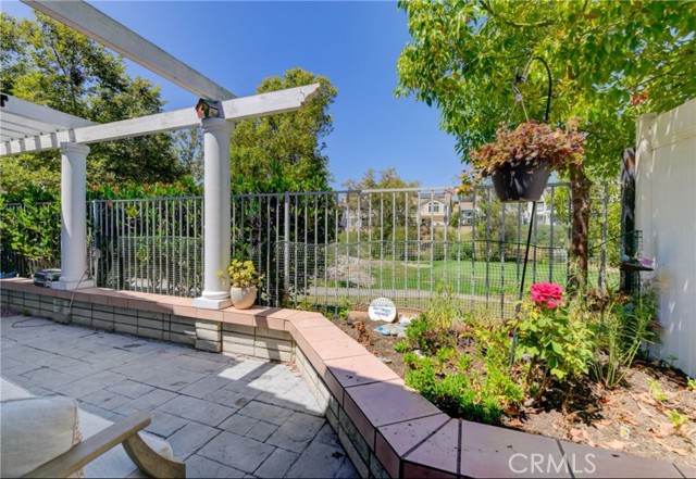 5160 Caminito Exquisito, San Diego CA: https://media.crmls.org/medias/8908aa28-cb06-43d6-bd6c-5ad126d5c42a.jpg