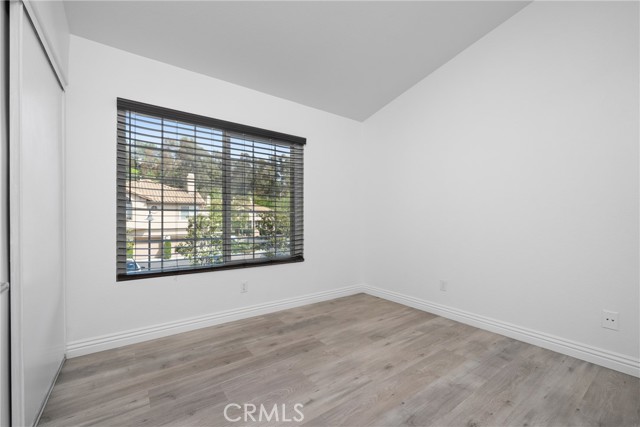 51 Waxwing Lane, Aliso Viejo CA: https://media.crmls.org/medias/8908e6d2-bb78-4427-9298-7161e1e02469.jpg