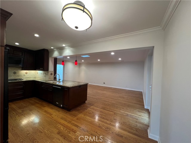 Detail Gallery Image 13 of 54 For Address Is Not Disclosed, Torrance,  CA 90505 - 4 Beds | 3 Baths