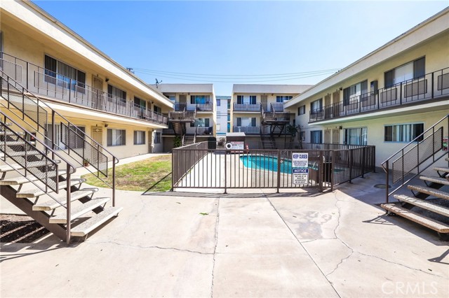 Detail Gallery Image 15 of 16 For 3430 Elm Ave #10,  Long Beach,  CA 90807 - 2 Beds | 1/1 Baths