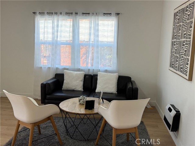 Detail Gallery Image 13 of 14 For 9832 San Miguel Ave, South Gate,  CA 90280 - 4 Beds | 2/1 Baths